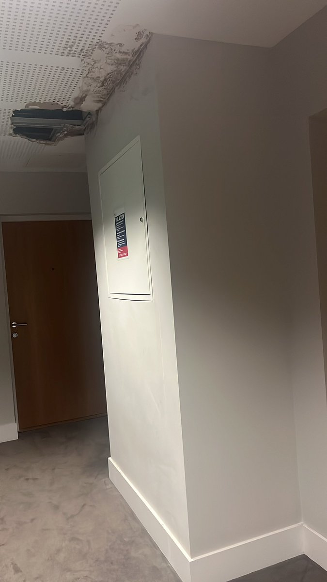 connected2space's tweet photo. DYI experts, please help - what are these ceiling panels and do you sell them? @Wickes @bandq_help @LeylandSDM https://t.co/DYSM48TA1s