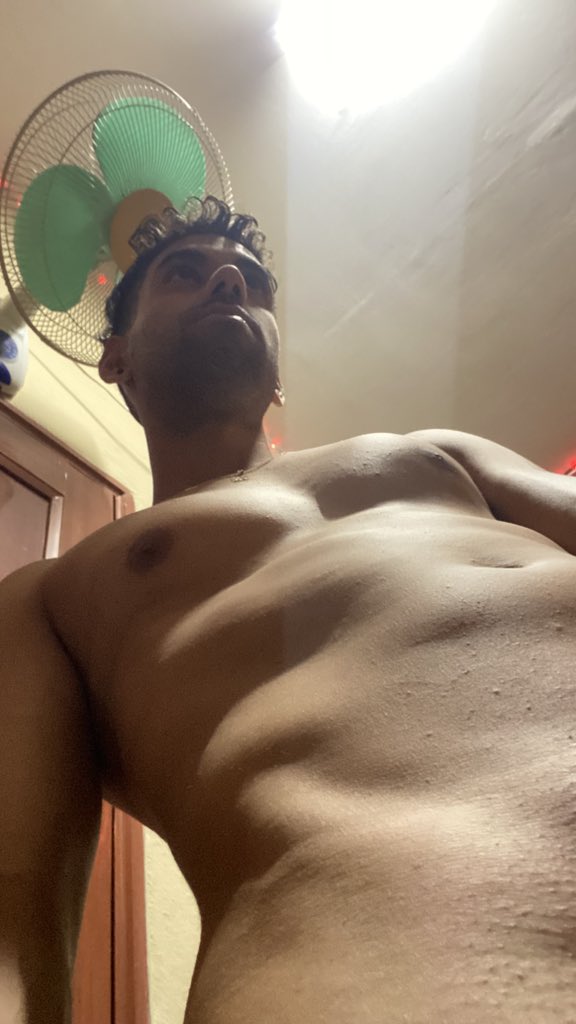 HecMeUnic's tweet photo. 🔥🤪 https://t.co/bksdkiirHl