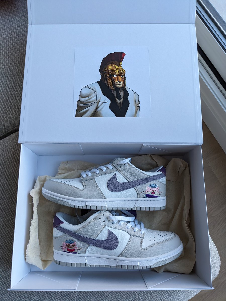 ByzGeneral's tweet photo. I got rekt during the Orderly trading comp, but at least I got a nice pair of shoes out of it 😄

Thanks @OrderlyNetwork https://t.co/5uVPj857WE