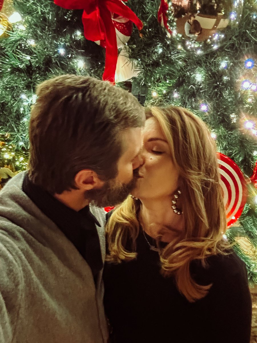 Mandy Hale-Gautsch tweet media