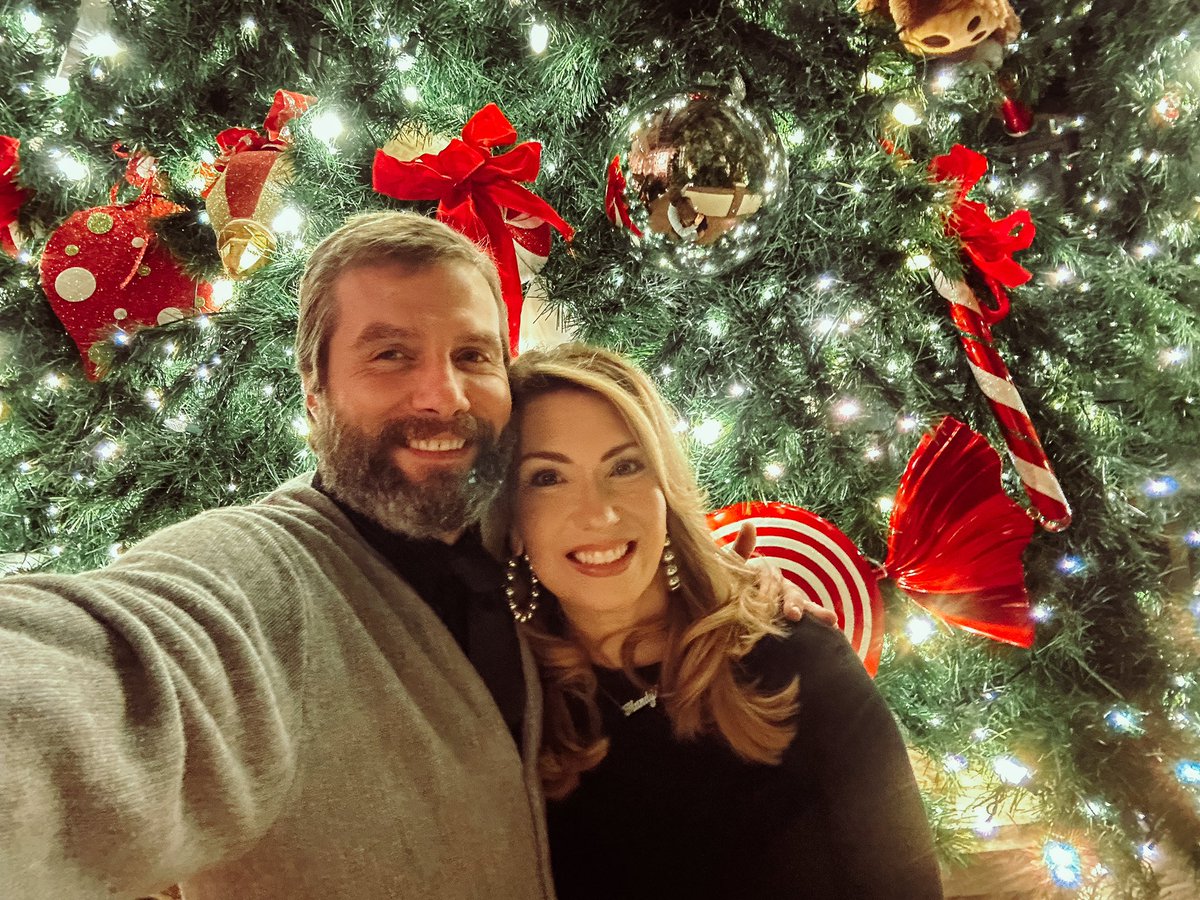 Mandy Hale-Gautsch tweet media