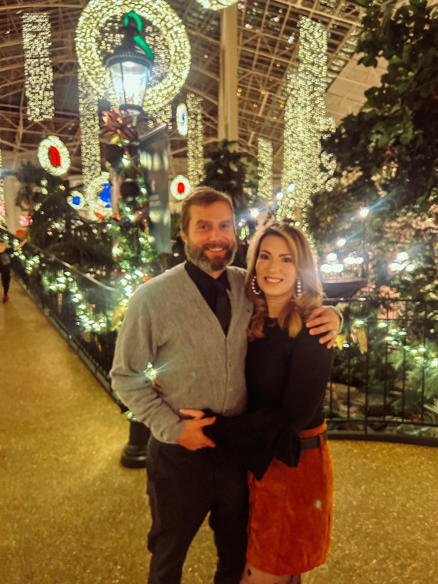 Mandy Hale-Gautsch tweet media