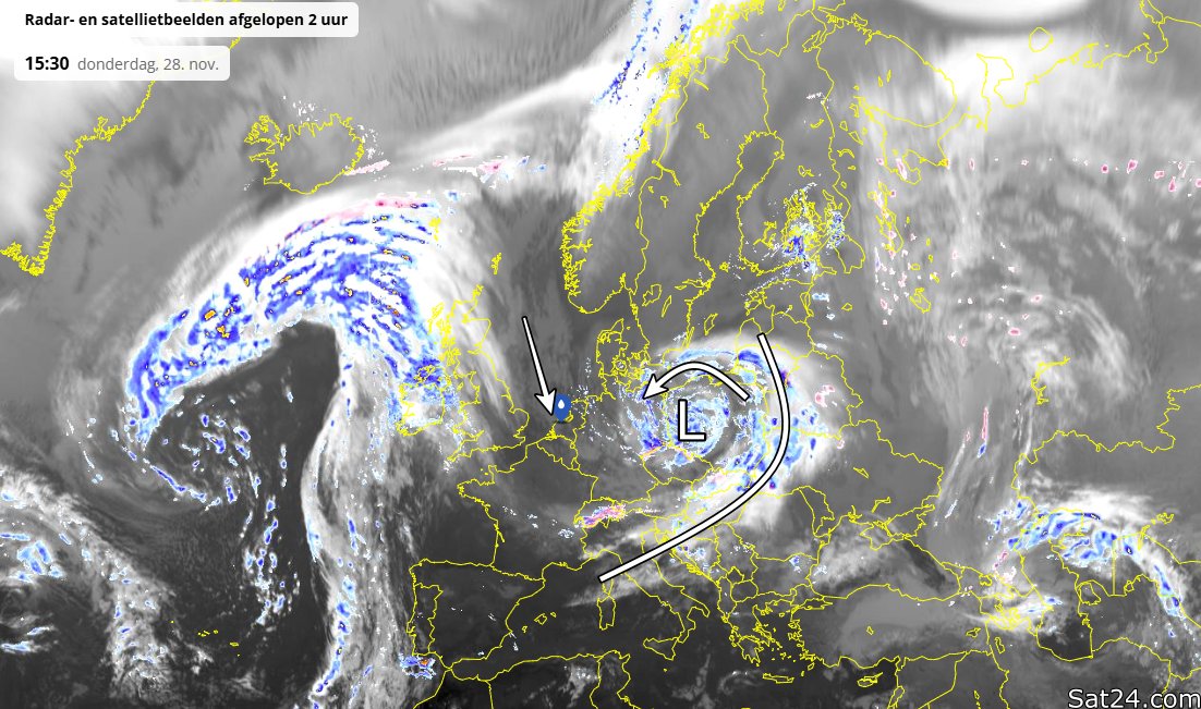 NoodweerBenelux's tweet image. Goedemiddag! Wanneer we de actuele satellietbeelden van Europa er even bijnemen, dan herkennen we duidelijk de restanten van stormdepressie #conall die momenteel over Polen trekken. Het front strekt zich uit van Italië tot de Baltische Staten. Aan de achterzijde van de depressie