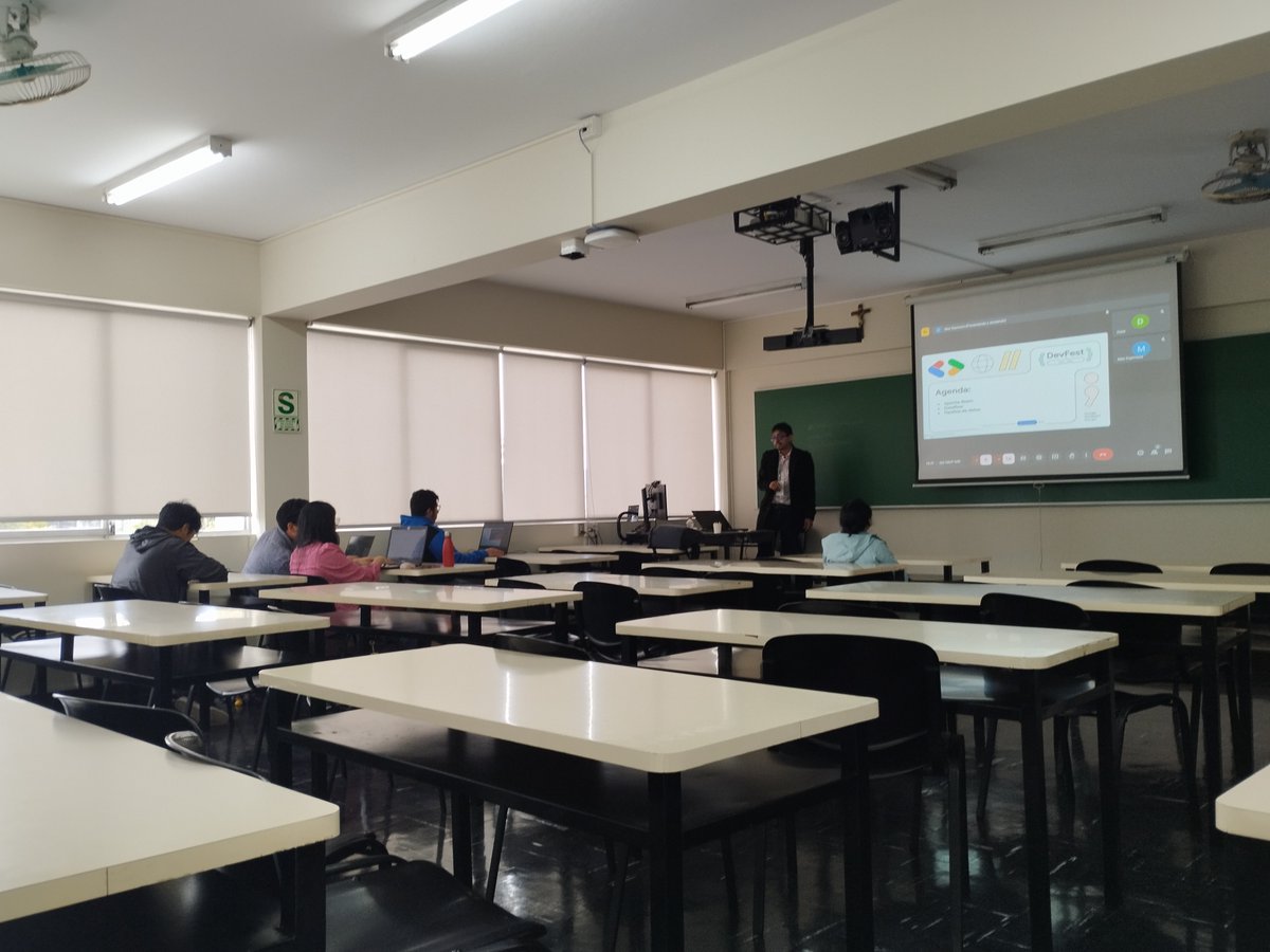 gdglima's tweet image. #DevFestLima2024
🙏 Agradecimiento especial a Miguel Angel Cotrina por su taller : "Creación de Pipelines de Datos con Apache Beam y Google Cloud Dataflow". 💡
🎯 Completa el feedback y ayúdanos a mejorar: bit.ly/devfestlima24-…
#DevFestLima24 #GDGLima #DevFestLima #DevFest