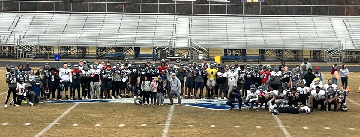 Todd Willert (@coachwillert) on Twitter photo No Better way to start Thanksgiving than with the WHOLE EAGLE FAMILY!!! #Dare2BGreat #ItsDifferentHere #BGOD <a href="/EFHS_Football/">East Forsyth Football</a> <a href="/EastFoAthletics/">East Forsyth Athletics</a> No Better way to start Thanksgiving than with the WHOLE EAGLE FAMILY!!! #Dare2BGreat #ItsDifferentHere #BGOD <a href="/EFHS_Football/">East Forsyth Football</a> <a href="/EastFoAthletics/">East Forsyth Athletics</a>