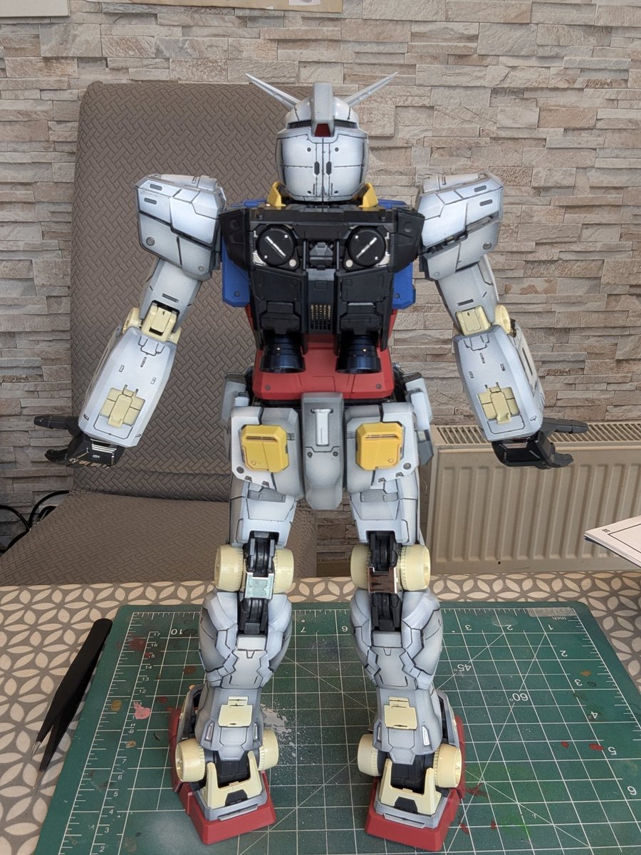 Rambo_BT48's tweet photo. 90% complete now. 

Ready for decals. 

Waited a long time to get my hands on ones of these big guys. 

All thanks to @kikatek https://t.co/ZbzNZVw3qo