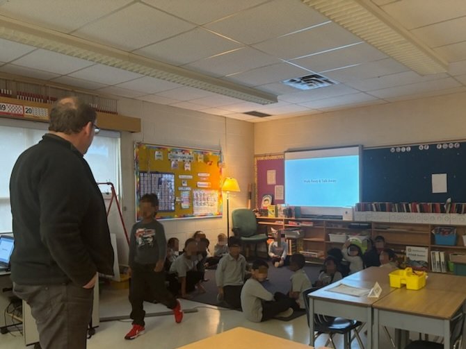 Such fantastic participation last Friday at <a href="/SchoolFleming/">Fleming P.S.</a>! We even got a selfie with the P! Gr 1-8 participated in Setting Healthy Boundaries. It was so rewarding watching kids successfully leverage their body langauge &amp; tone of voice when responding to difficult conflict. <a href="/tdsb/">Toronto District School Board</a>