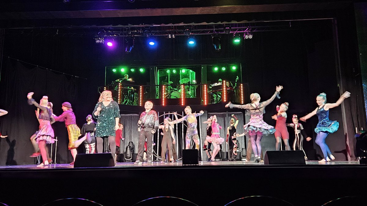 Upea Linnanmäkigaala! Huvittelemalla hyvää lasten suojelulle komeat 3,5 miljoonaa. Lapset, perheet ja perustajajärjestöt kiittävät - tukea todella tarvitaan!