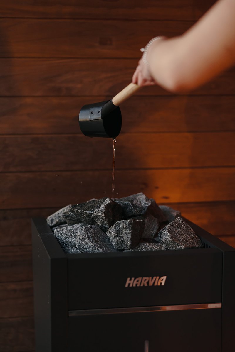 KiramiUK's tweet image. As temperatures fall, ladle on another spoon of water and feel the heat and relaxation wash over you. Any other plans for autumn? We didn't think so!

Find out more: kiramiuk.com/outdoor-saunas/

#sauna #relax #spalife #WhyKirami #WarmerFeelings #Woodfired