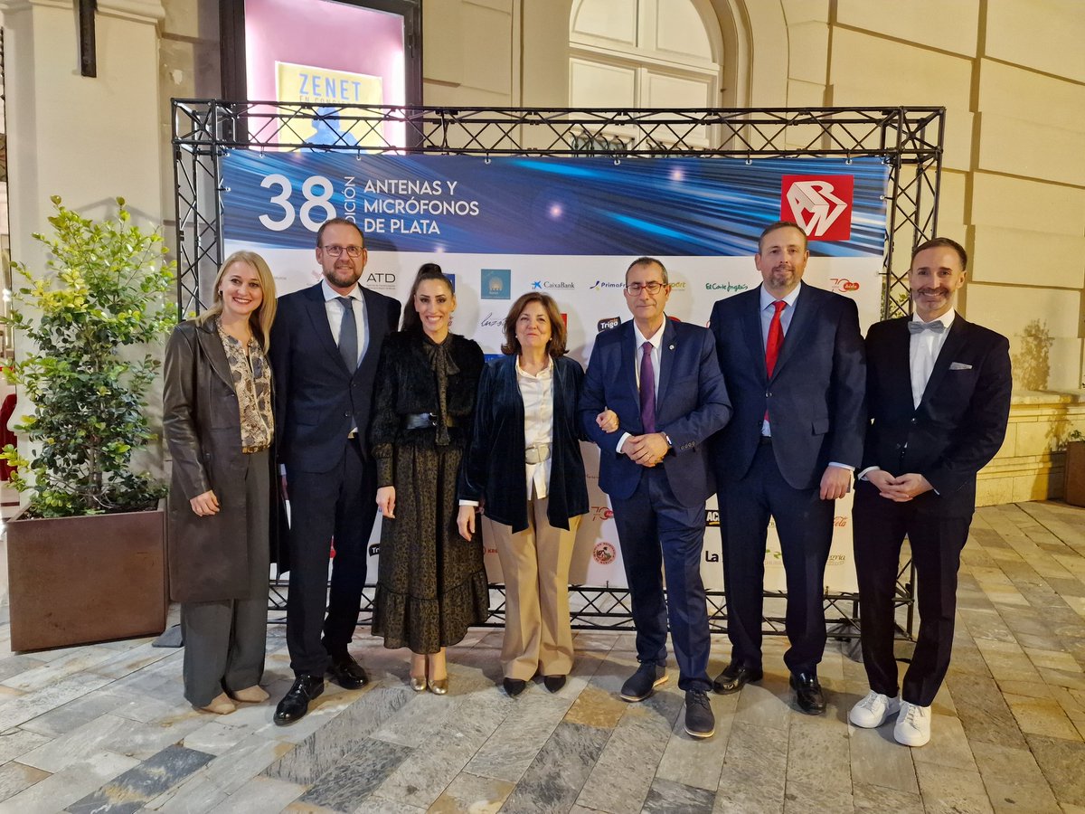 📸 Hoy estamos en la 38ª Gala de las Antenas y Micrófonos de Plata de la <a href="/artvmurcia/">ARTVMurcia | www.artvmurcia.com</a> en el <a href="/TeatroRomea/">Teatro Romea</a> 

🏀 El <a href="/UCAMMurcia/">UCAM Murcia</a> recibe hoy un reconocimiento por su histórica temporada 2023/24