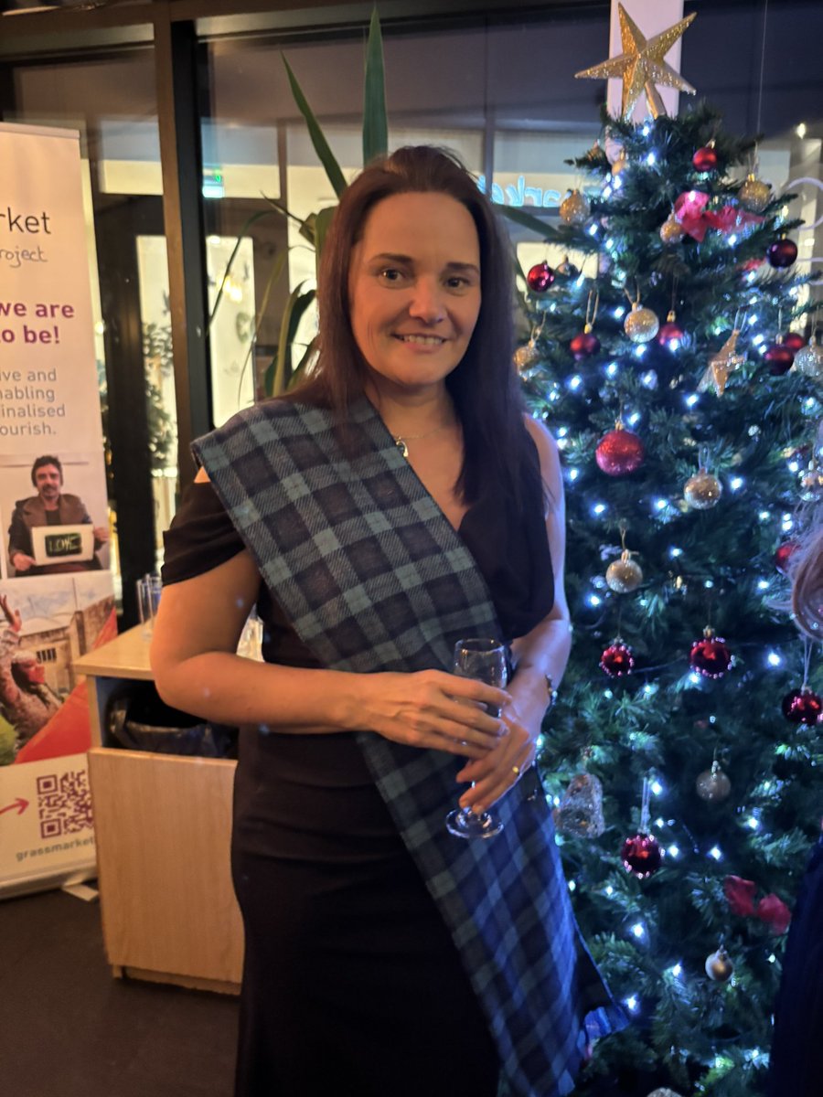 Congratulations to one of our own in <a href="/NHSBorders/">NHS Borders</a>  Faye Fowler Queens nurse  #QNIS