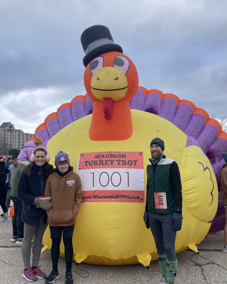 Chris Larson tweet media