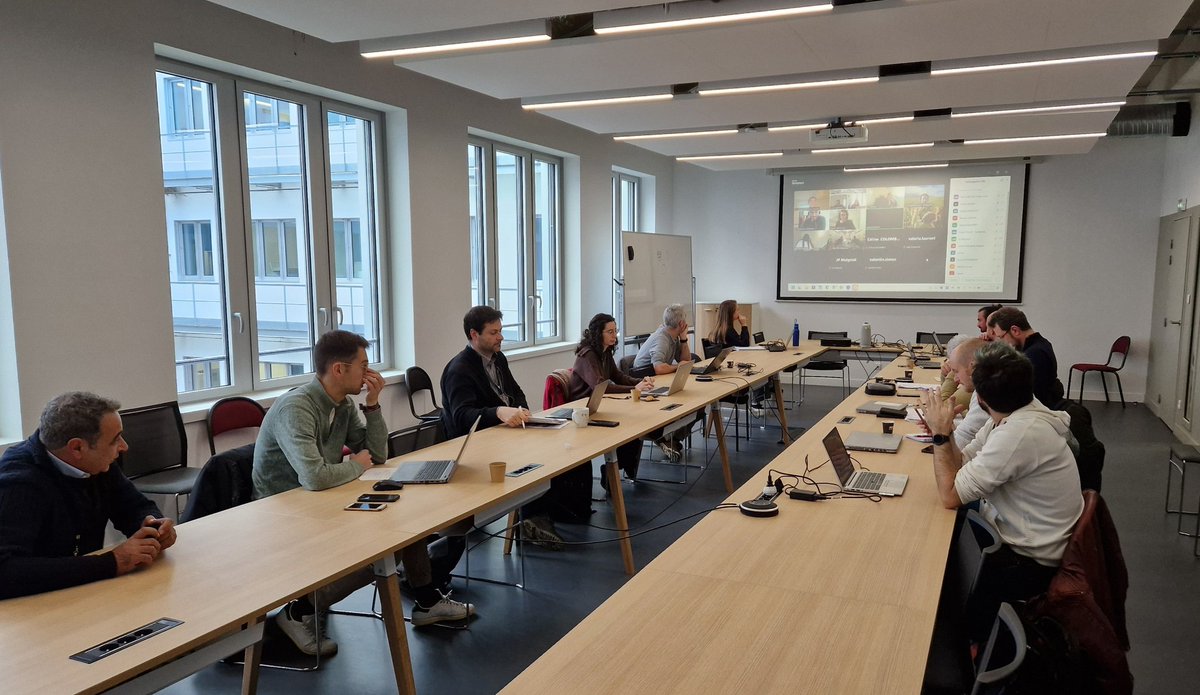 wheatpath's tweet photo. End-of-first-year meeting #FSOV project @semae_officiel "RouilleNoire_2.0". A full day of talks and exchange to review progress with >20 participants concluded with a tour of the L3 lab @INRAE_Bioger. Big thanks to @KMeyer75 for facilitating 👍 and all partners for participation! https://t.co/8MTKRGtkNQ