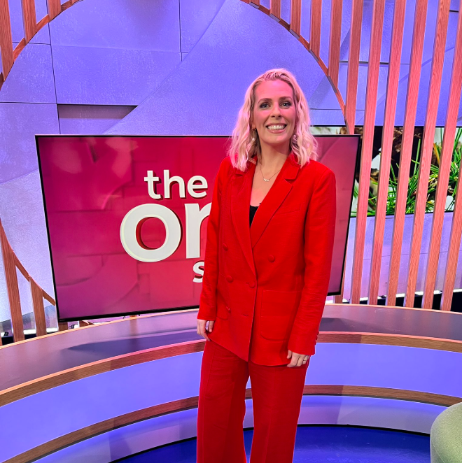 TeachingAwards's tweet photo. It’s always great to hear stories about the incredible work teachers do every day. On tonight’s show, @sarapascoe talked about how proud she is of her sister Cheryl who is another #TeachingHero. Could she be up for an award next year?😉 https://t.co/8yX2VW3ZMl