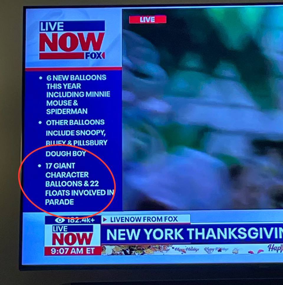 LightOverLies's tweet image. How many Giant Character Balloons??😎🐸 #DirectComms 
@BrandoIncognito