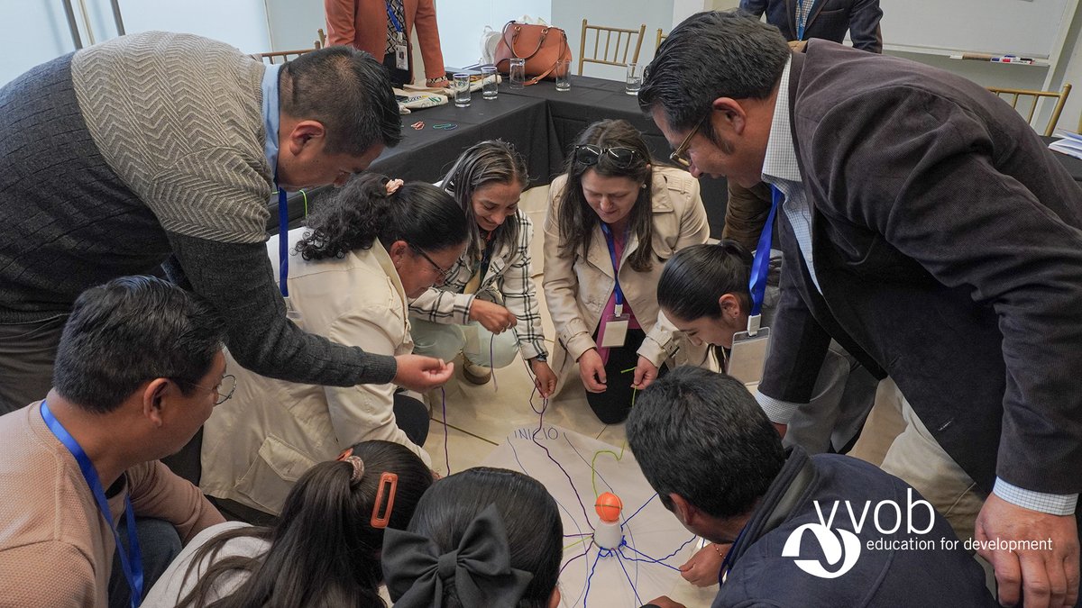 #Taller | Transferencia y Socialización del Modelo de Comunidades Profesionales de Aprendizaje para Equipos Directivos 

Del 19 al 22 de noviembre, VVOB en Ecuador en conjunto con el Ministerio Educación Ecuador organizaron tallers para la educación.

facebook.com/VVOBenEcuador/…