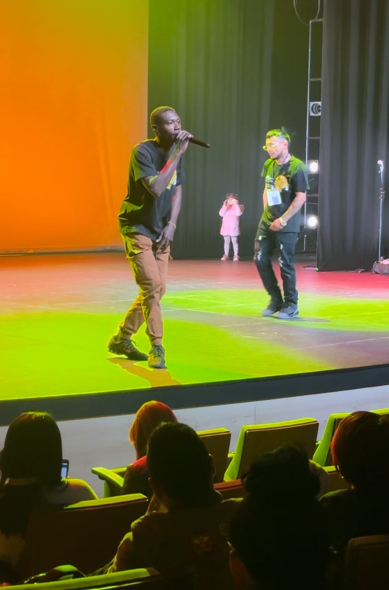 CsiviComunes's tweet image. 🌱 Este evento nos invita a reflexionar y aplaudir las narrativas de reconciliación que emergen del talento y el compromiso de quienes siguen firmes en su apuesta por la paz.

#ArtePorLaPaz #FirmesConElAcuerdo #CulturaDeReconciliación #ConstruyendoPaz