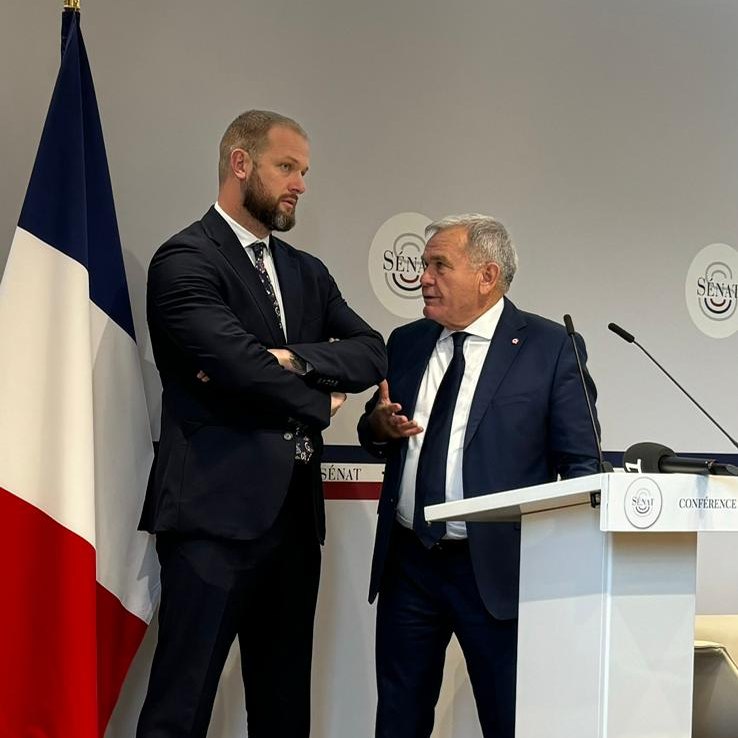 georgesNaturel's tweet photo. Un partenariat parlementaire pour l’avenir de la Nouvelle-Calédonie !
Avec @NicolasMetzdorf nous avons présenté ce jeudi nos actions conjointes au Parlement en faveur des calédoniens.
@lesRep_Senat https://t.co/qhdbaBE07k