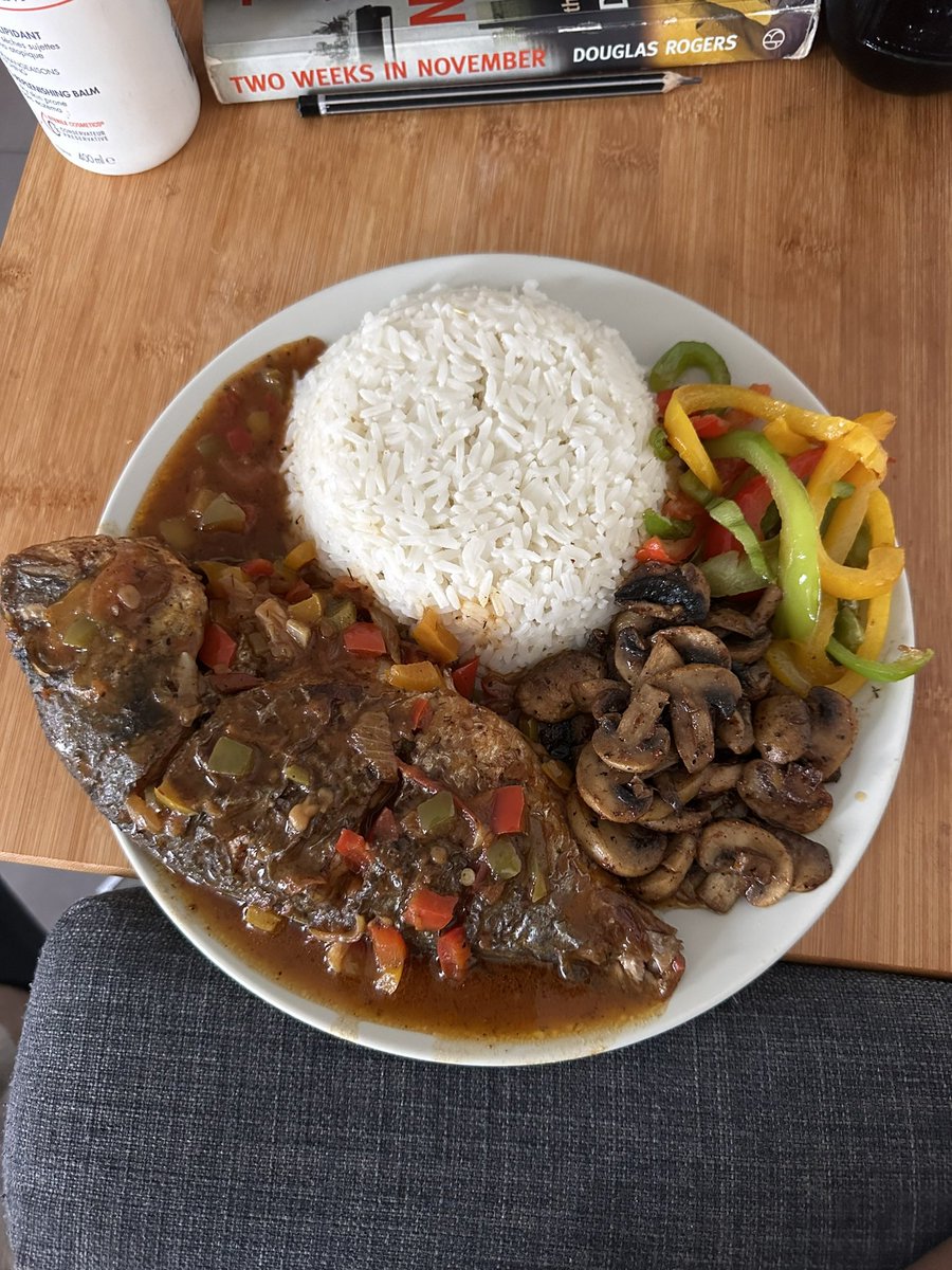 vitah23 tweet media