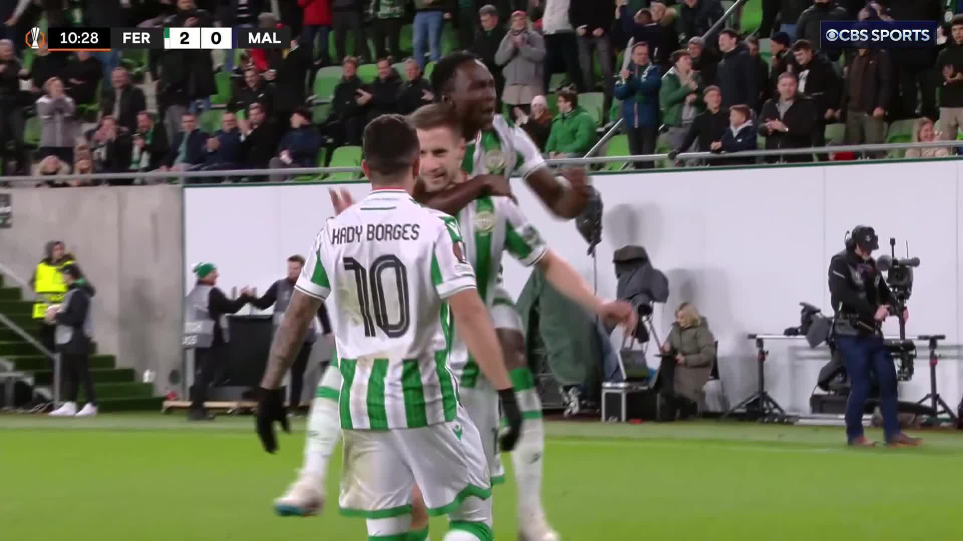 Barnabás Varga gets his brace and extends Ferencváros' lead 🌟
