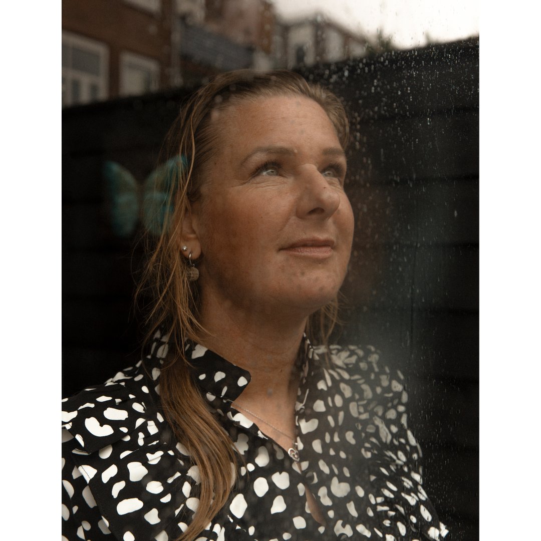 Ilona: “Het nieuws dat ik het Lynch MLH-1 gen heb kwam wel even hard binnen. Ik dacht vooral aan mijn zoontje: stel dat hij het ook heeft?” Nieuwsgierig naar verhalen van jongvolwassenen met Lynch of Polyposis? 👉bit.ly/3UaGyT2

#ErfelijkeDarmkanker #Lynch #Polyposis