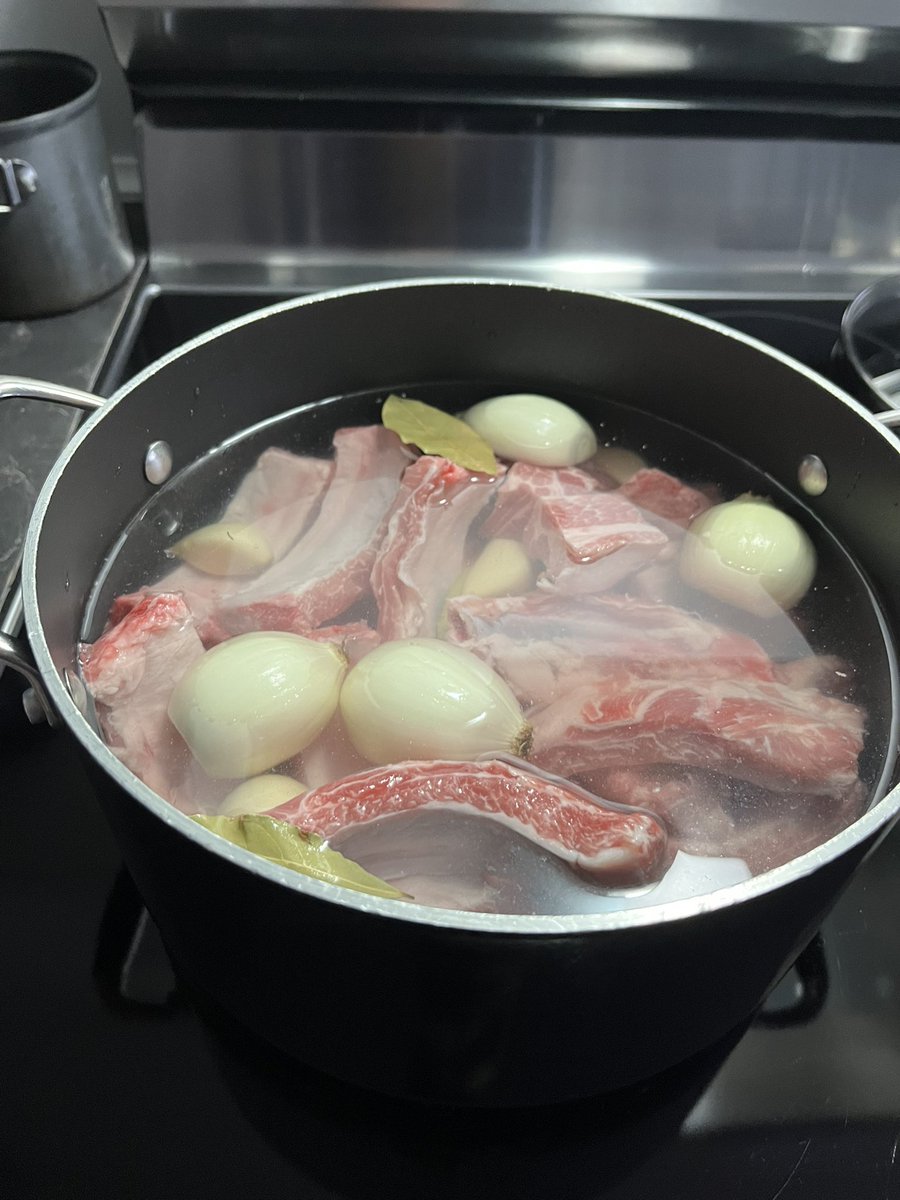 bracketmanps's tweet image. Wish me luck, trying my hand at pozole