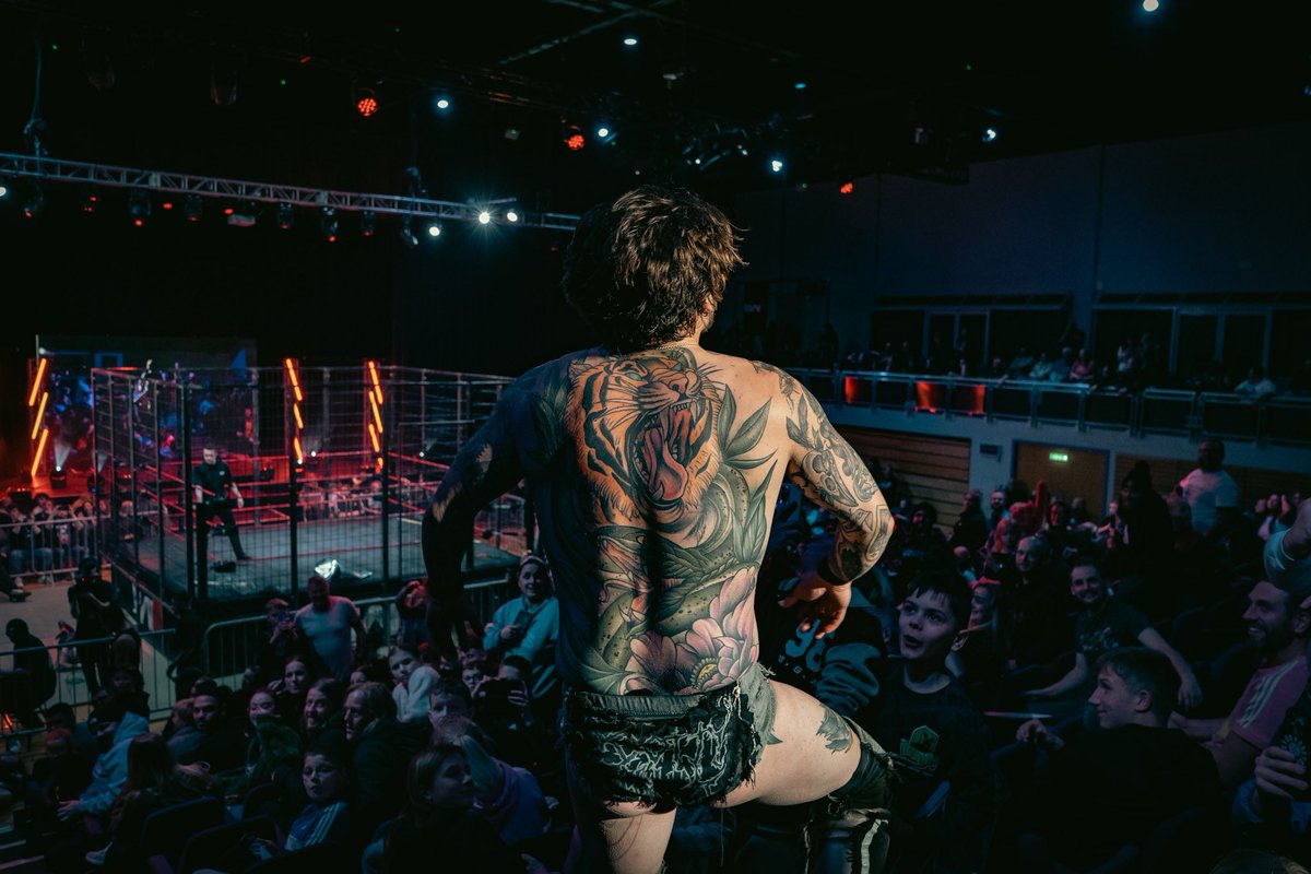 Scotty Яawk tweet media