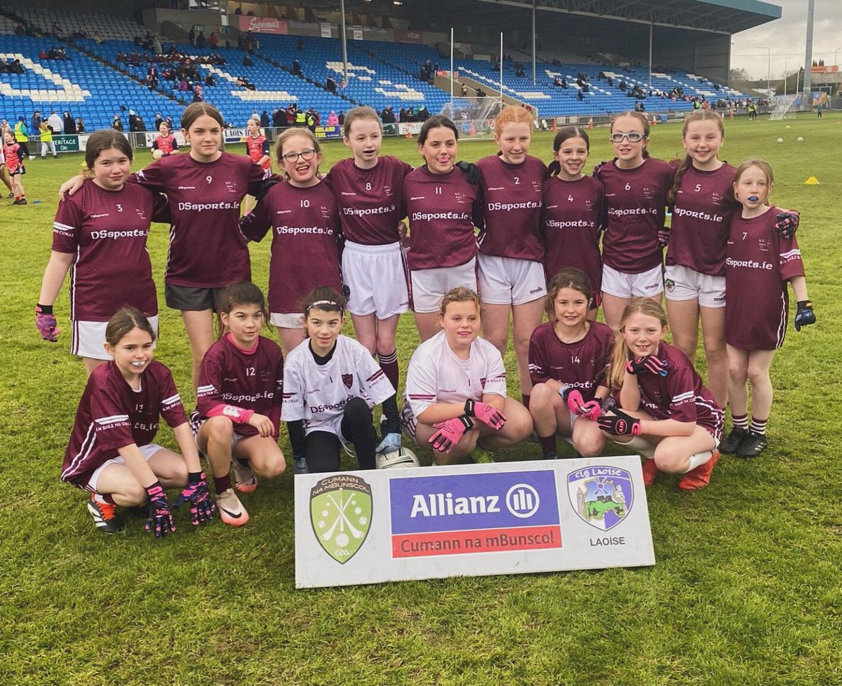 Ballinakill_GAA's tweet photo. A huge congratulations to the Ballinakill N.S girls football team who defeated Durrow today in the Cumman na mBunscoil final by the narrowest of margins, 6-4 to 6-3. 

A great game from both teams. Well done girls 👏

Photo credit: Laois Today https://t.co/BYVj4Ad1gH