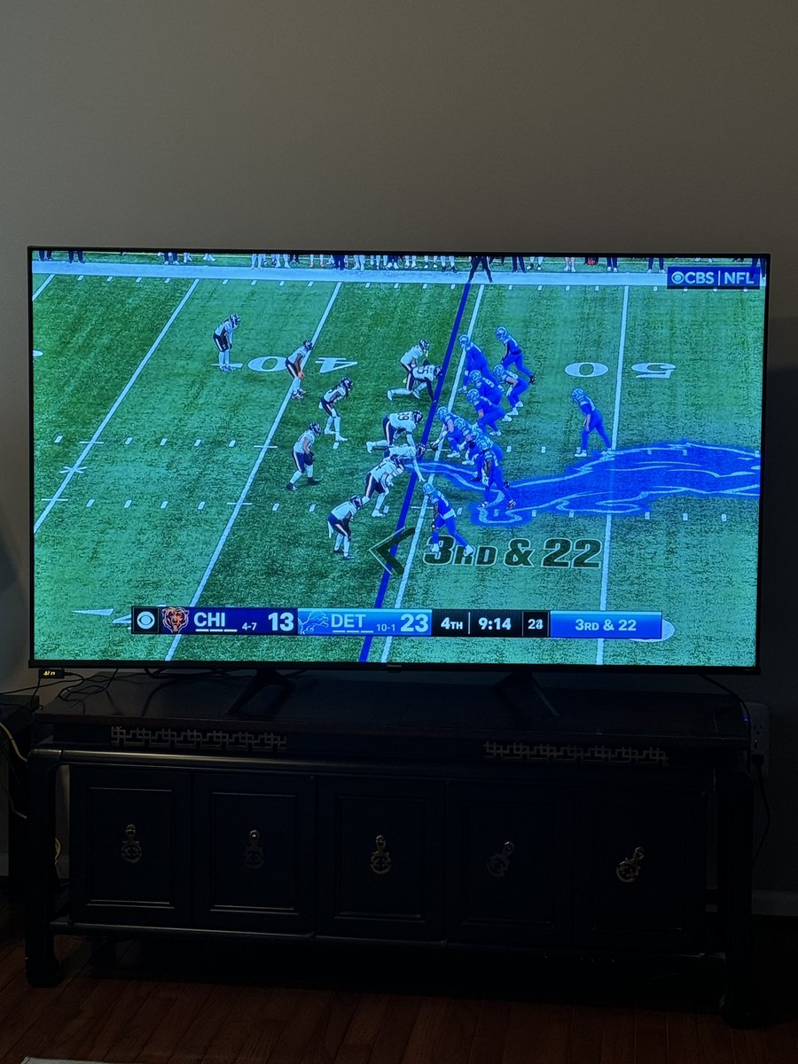 Watching football and attempting to make the Tini mac and cheese! Happy Thanksgiving 🦃