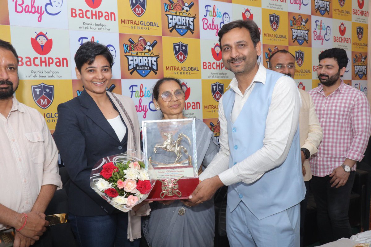 ManishaKick's tweet photo. On 14th November, a special day celebrating Children's Day, I had the privilege of inaugurating a sports academy in Jhansi, UP, as the chief guest.
#athlete #tiss #navodaya #HIGHLIGHT #champion #VadodaraCity #gujarat #India https://t.co/HbTSpi7DAD
