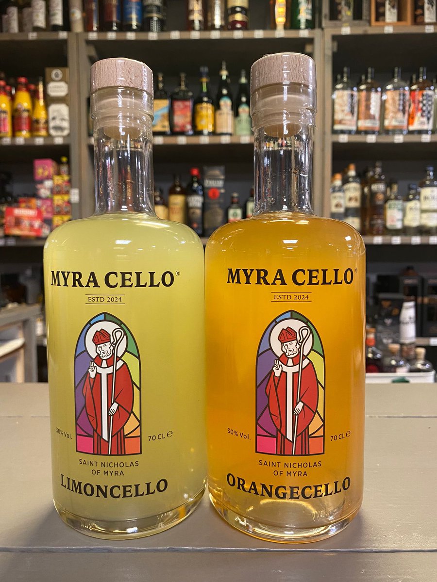 Hoort wie klopt daar kinderen? Wij hebben t/m 5 december een leuke price off met onze Myra Cello. Deze geldt zowel voor de Orangecello als voor de Limoncello. Heerlijk avondje is gekomen🥃