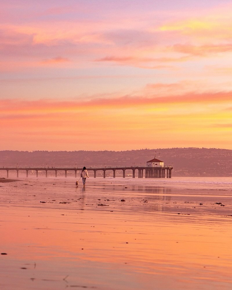 🫶 Grateful for our amazing DTMB community #HappyThanksgiving

📸 Captured by @knightmoovz

#DowntownManhattanBeach #MBLocalLove #HolidaysinDTMB #DTMBholidays #DTMBholidaymagic #thanksgiving #manhattanbeachpier