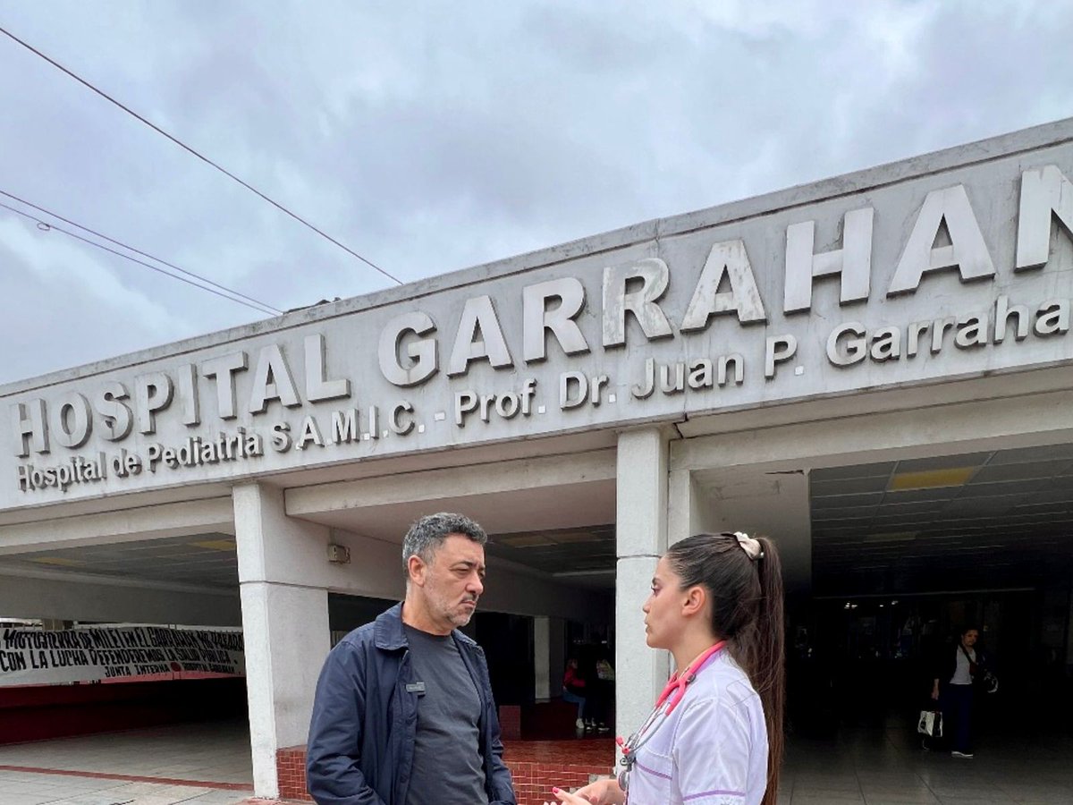 Con ayuda de sus amigos libertarios y radicales, @JorgeMacri aprobó una ley que les da la espalda a las y los enfermeros.

Hace poco, en el <a href="/HospGarrahan/">Hospital Garrahan</a>, me hablaron de salarios miserables y falta de reconocimiento. Así gobierna el macrismo: salud pública en estado crítico.