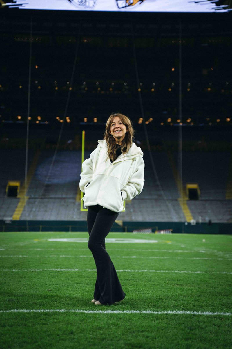 Lindsey Stirling tweet media