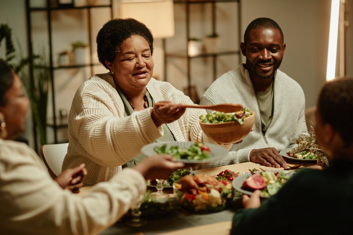 At your next family gathering, take time to discuss your family health history—it could save your life! Read more about the importance of knowing your family health history &amp; how it can affect your risk for chronic diseases: bit.ly/3BijQC1 #NationalFamilyHealthHistoryDay