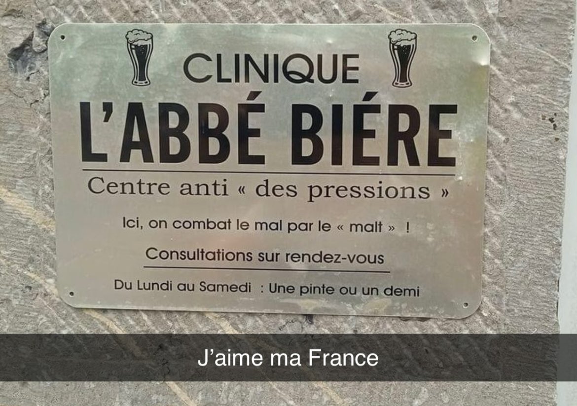 POURQUOI J’AIME INTERNET tweet media