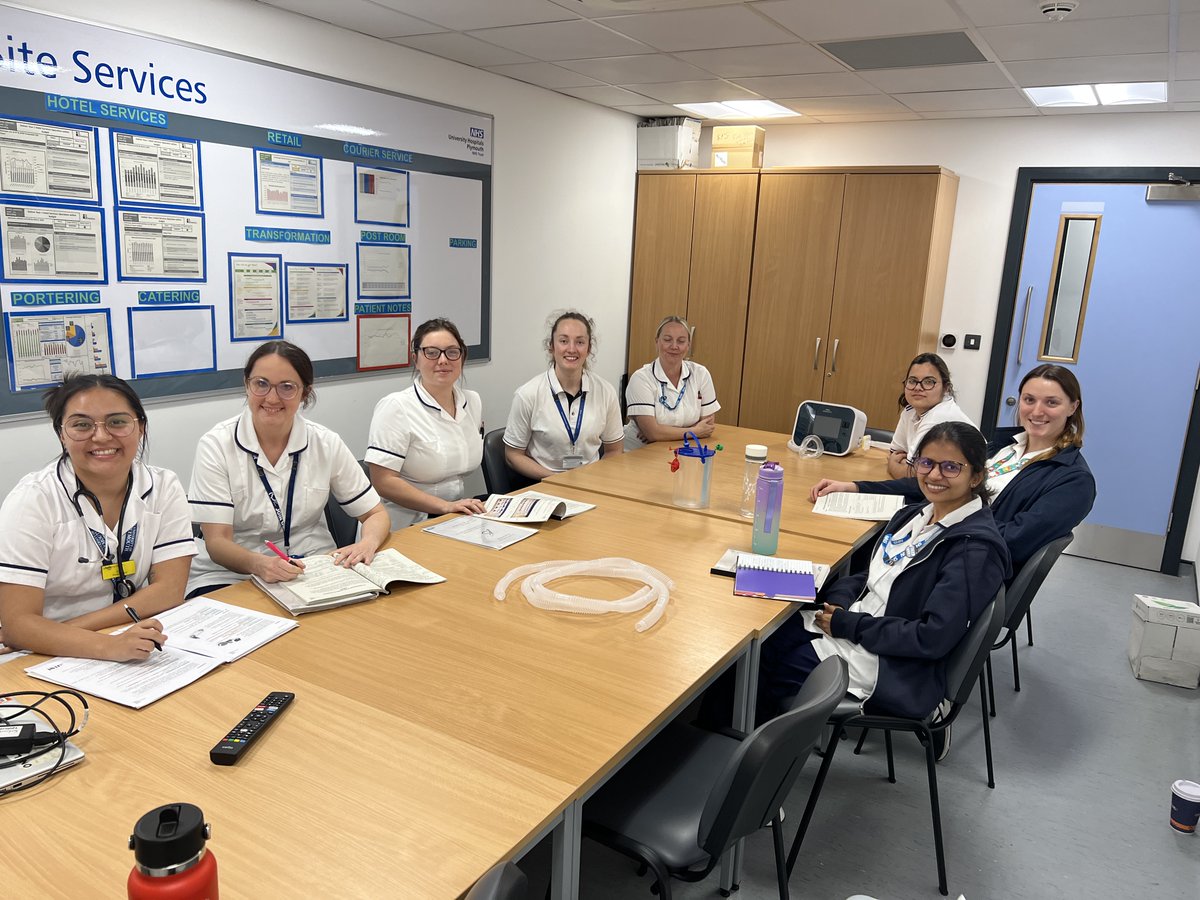 UHP_Physio's tweet photo. Today's Respiratory Competencies involved ventilation and cough assist as part of on call week for new starters 🩺

#oncall #respiratoryphysiotherapy  #listenlearnimprove https://t.co/gdM5aeglU4