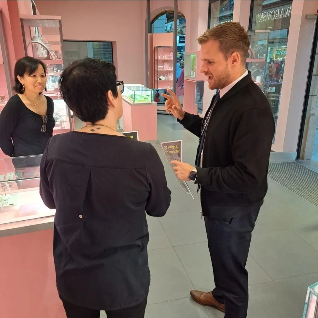 RGPolice's tweet photo. Card Not Present Fraud Awareness Campaign

Detectives from the RGP’s Economic Crime Unit have once again been raising awareness of #CardNotPresentFraud, which has seen several high-value retailers in Main Street targeted in recent years. 
#Gibraltar https://t.co/npeQ1Yf19p