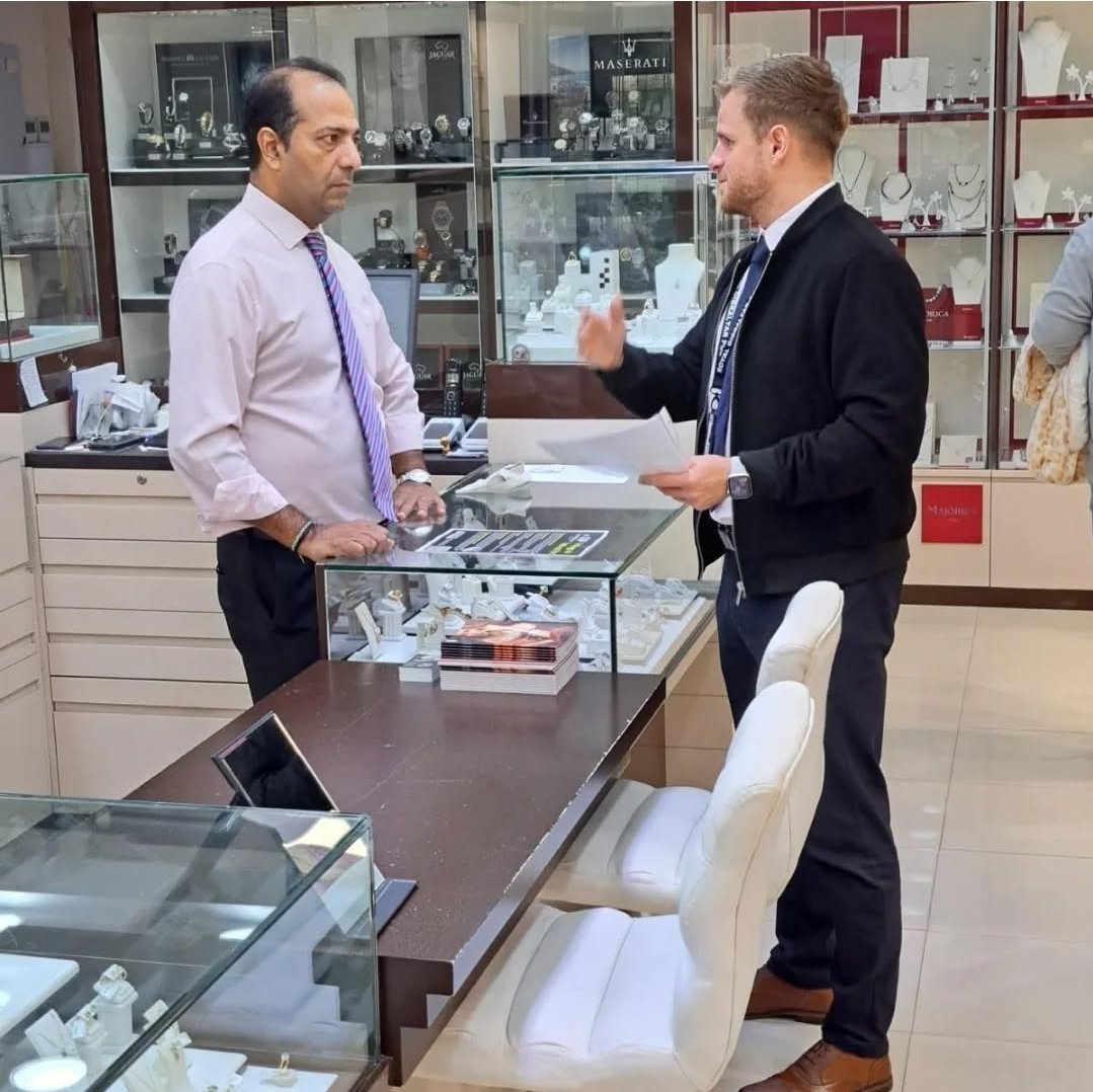 RGPolice's tweet photo. Card Not Present Fraud Awareness Campaign

Detectives from the RGP’s Economic Crime Unit have once again been raising awareness of #CardNotPresentFraud, which has seen several high-value retailers in Main Street targeted in recent years. 
#Gibraltar https://t.co/npeQ1Yf19p