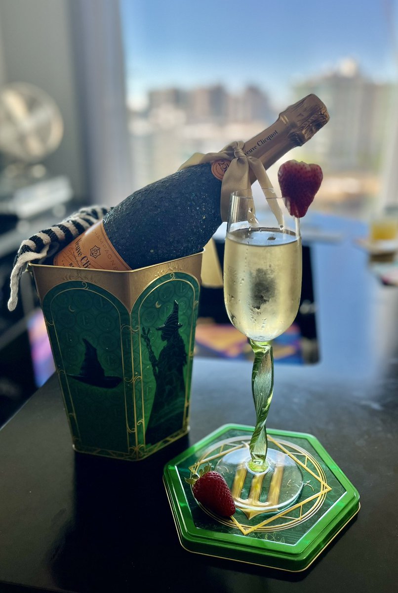 Have a Wickedly Happy Thanksgiving. 
#veuveclicquot #WickedMovie <a href="/ArianaToday/">Ariana Grande Today</a> @cynthiaerivonow <a href="/idinamenzel/">Idina Menzel</a> <a href="/KChenoweth/">Kristin Chenoweth</a>