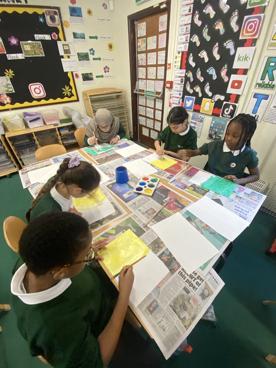 Discovery_Y4's tweet photo. Autumn ❄️2️⃣
This afternoon, our Year 4️⃣ artists 🧑🎨👩🎨 developed their painting 🎨, cutting ✂️, sticking and colouring skills as they used collage to create their own Amazon animals 🐆🦜🐸They look 👀 absolutely 💯beautiful! 😍Well done! 👏 #Year4 #AmazingAmazon #Everychildanartist https://t.co/g68aTCwu1H