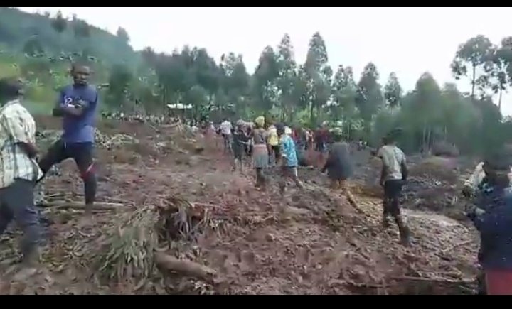 henmuh96's tweet image. Just witnessed the devastating aftermath of landslides in Bulambuli district, Uganda. Deforestation &amp;amp; soil erosion led to this disaster. Let&apos;s prioritize sustainable land use &amp;amp; reaforestation efforts to prevent such tragedies! #LandslidePrevention
#EnvironmentalConservation