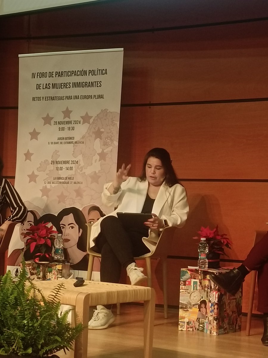 RedLatinas #SomosRed tweet media