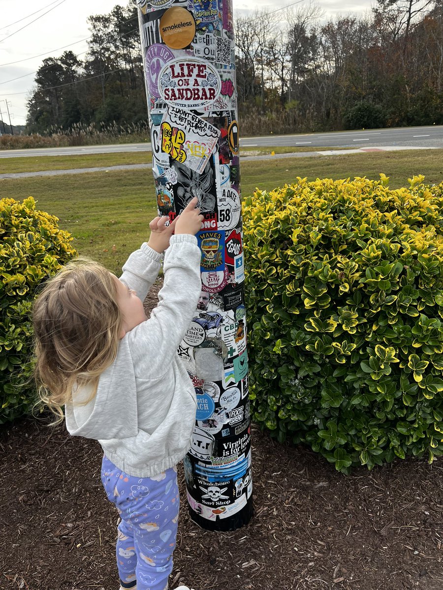 ElliottSaysWhat's tweet photo. Little graffiti during our Starbuck’s visit with bubby. Love this girl’s heart for adventure. She just happened to have a sticker with her 🤷🏻♂️! #MyRy https://t.co/0A3W52Clou