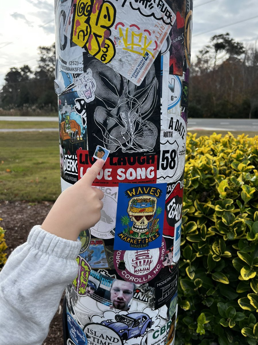 ElliottSaysWhat's tweet photo. Little graffiti during our Starbuck’s visit with bubby. Love this girl’s heart for adventure. She just happened to have a sticker with her 🤷🏻♂️! #MyRy https://t.co/0A3W52Clou