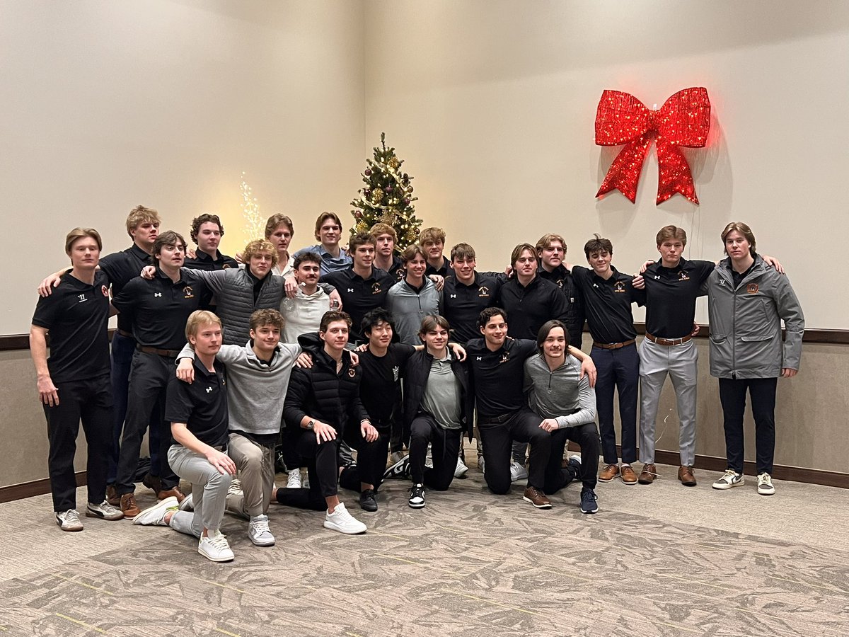 spudkings's tweet photo. The Spud Kings celebrated Thanksgiving early last night before they get on the road to Casper today. A huge thank you to Teton Toyota and Bingham Healthcare for providing food. And thank you to our amazing billet families for bringing food and spending time with us! https://t.co/3XwmdipfyK