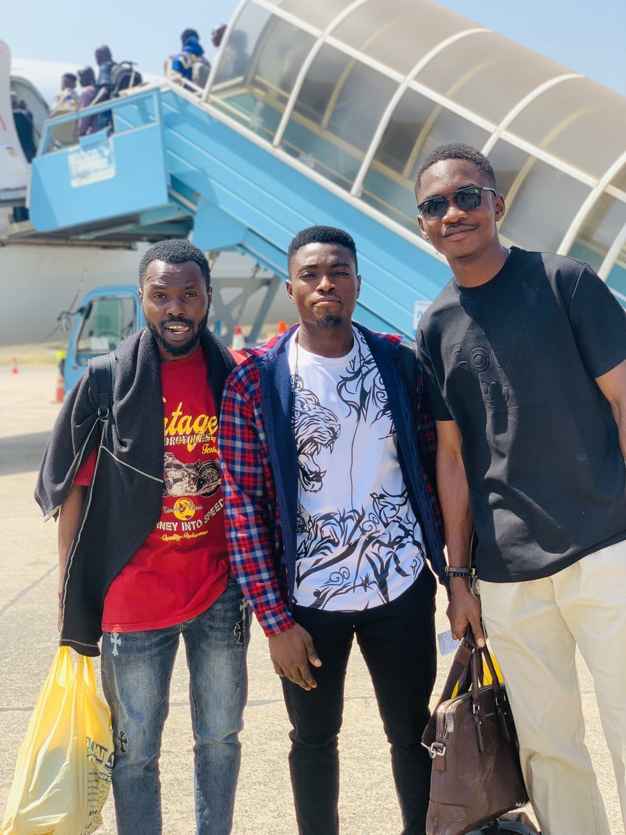 codeXlab_'s tweet photo. Our Elite has landed and ready to show the world what we've got๐ช๐ช๐ช๐๐
#Sui
#SuiOnCampus
#SuiOnCampusHackFest2024
#SuiNigeria
#StudentInnovation
#NigeriaTech
#Hackathon
#teamcodex https://t.co/7RRJE5aVeJ