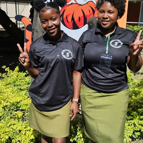 An action-packed week at the Faculty of Social Sciences!🧡📙 
From informative high school visits and our engaging Open House to the thought-provoking Road to Republic event and a captivating guest lecture by the OAS. Thanks to everyone who joined us for these impactful events!