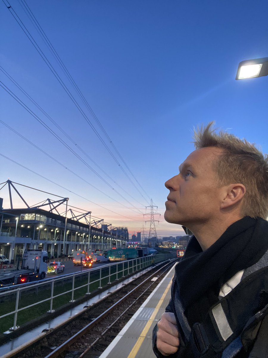 Riding the tracks out of town after a packed few days… 
&gt; Climate Impact Retreat
&gt; Rebel Book Club 
&gt; Climate Connection
&gt; Climate Tech Show