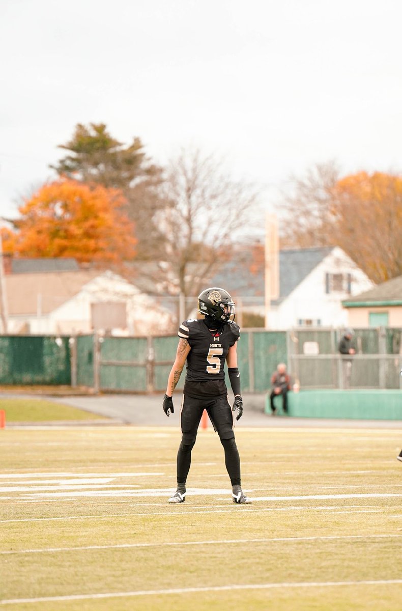 gian_iacuele1's tweet photo. End of season stats..
1104 yards receiving 
67 receptions 
13 touchdowns
Thank you to everyone who supported me through this journey. 
Just the beginning🙏 https://t.co/Qojdnxlo4c